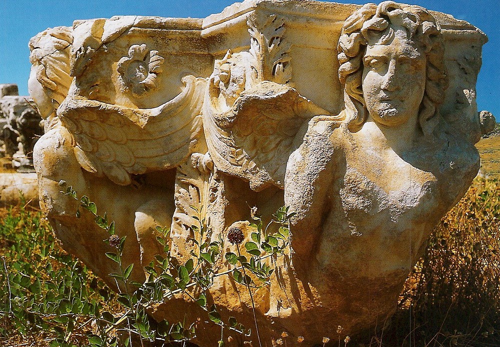 ancient statues, reliefs in pamukkale